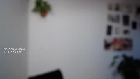 Snapshot of golden_alaska chatting on 09.29.25 Alaska online show from 09.29.25