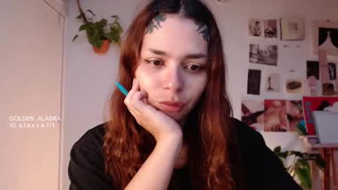 Snapshot of golden_alaska chatting on 10.15.25 Alaska online show from 10.15.25