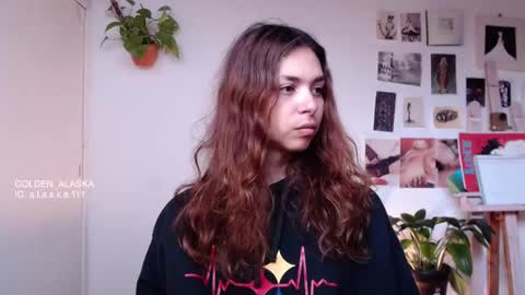 Snapshot of golden_alaska chatting on 10.16.25 Alaska online show from 10.16.25