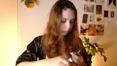 Snapshot of golden_alaska chatting on 11.10.25 Alaska online show from 11.10.25