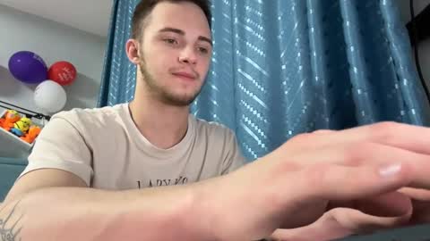 Snapshot of golden_boyyy21 chatting on 02.24.25 Golden boyyy21 online show from 02.24.25