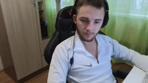 Golden boyyy21 online show from 11.29.25