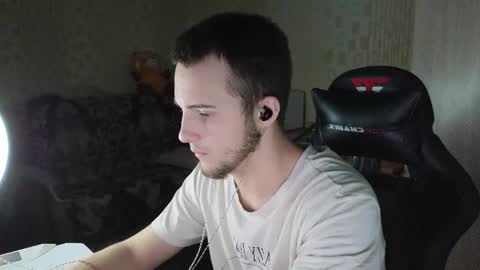 Snapshot of golden_boyyy21 chatting on 06.23.26 Golden boyyy21 online show from 06.23.26