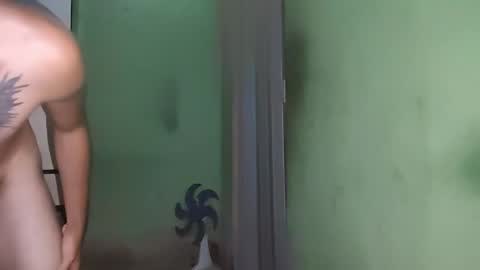 Snapshot of golden_zk chatting on 11.21.25 golden_zk online show from 11.21.25