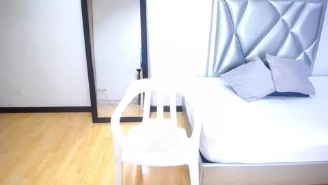 goldenn_ass1 online show from 10.16.25