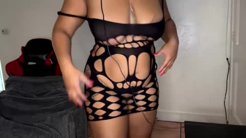 GoldenPuss online show from 09.16.25