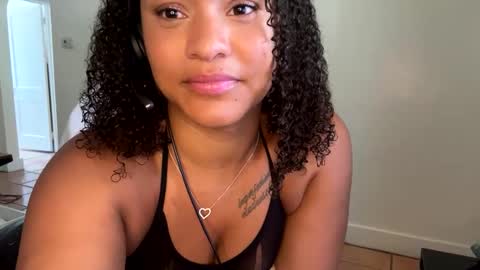 GoldenPuss online show from 09.23.25