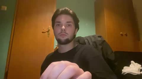 Snapshot of goldroutine chatting on 01.06.26 Vlad online show from 01.06.26