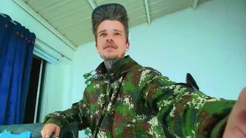 Snapshot of goldy_loyal99 chatting on 09.21.25 Goldy Loyal93 online show from 09.21.25