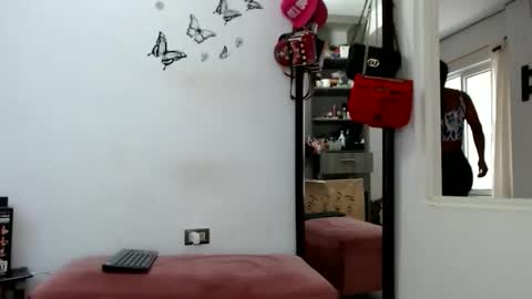 Snapshot of golositha26 chatting on 01.06.26 Valentina online show from 01.06.26