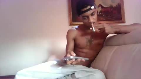 Snapshot of gommez19 chatting on 10.31.25 GOMMEZ online show from 10.31.25