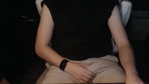 Nervous online show from 01.20.25