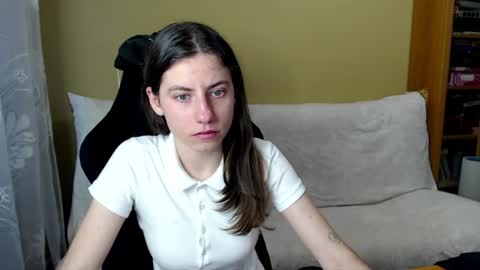Elizabeth Effie online show from 05.15.26