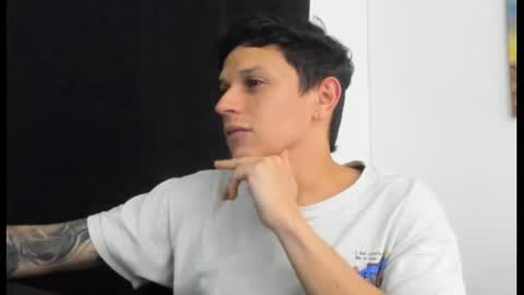 Snapshot of goodboy69i chatting on 02.19.25 goodboy69i online show from 02.19.25