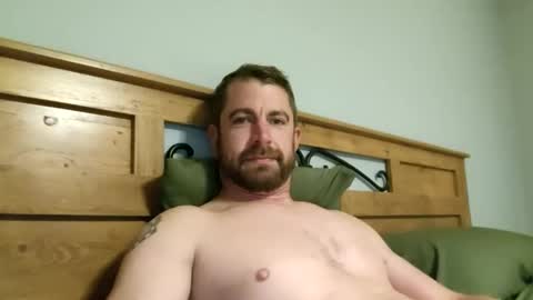 Snapshot of goodgreen35 chatting on 10.24.25 goodgreen35 online show from 10.24.25