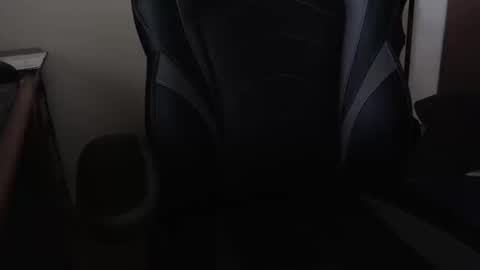 Snapshot of goodking999 chatting on 10.10.25 goodking999 online show from 10.10.25