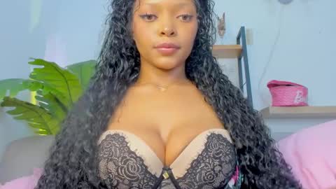 Snapshot of goofyshygirl1 chatting on 02.21.25 Dominique online show from 02.21.25