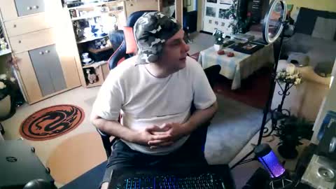 Snapshot of google5001 chatting on 11.06.25 google5001 online show from 11.06.25