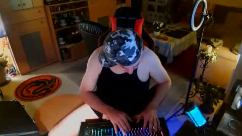 Snapshot of google5001 chatting on 11.26.25 google5001 online show from 11.26.25