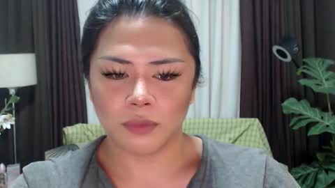 Snapshot of gorgeous_devilxxx chatting on 10.22.25 Samantha online show from 10.22.25