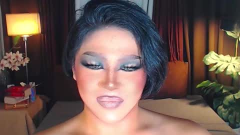 Snapshot of gorgeous_devilxxx chatting on 11.19.25 Samantha online show from 11.19.25