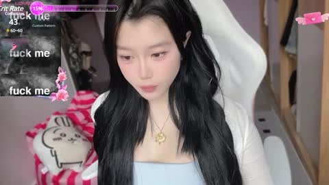 gorgeous girl33 online show from 02.26.25