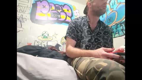 gothboityplz online show from 09.09.25