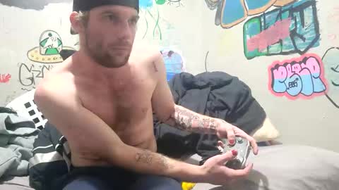 gothboityplz online show from 11.10.25