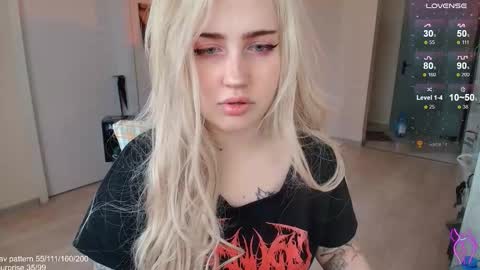 traumfrau Kira angel face devil eyes I SELL A LOT VIDEO IN GALLERY online show from 03.06.26