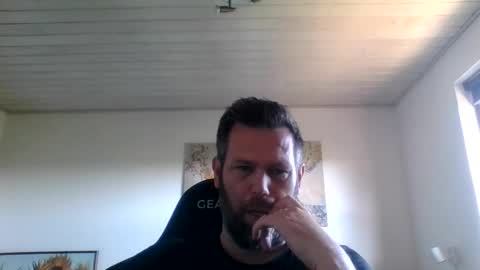 Snapshot of gottalop chatting on 05.25.26 gottalop online show from 05.25.26