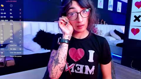 Meredith Alessandra online show from 02.04.26