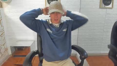 Snapshot of gotyck_boy chatting on 12.17.25 Zack online show from 12.17.25