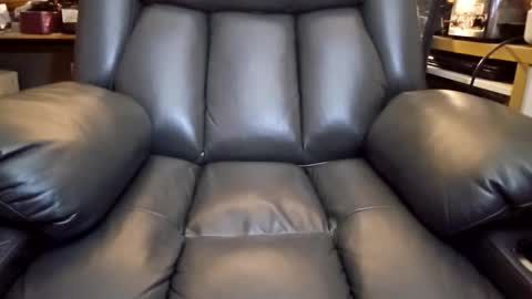 Snapshot of gqplayboy chatting on 02.12.25 gqplayboy online show from 02.12.25