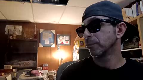 Snapshot of gqplayboy chatting on 10.05.25 gqplayboy online show from 10.05.25