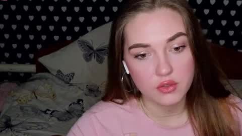 Snapshot of grace054 chatting on 02.05.26 Grace online show from 02.05.26