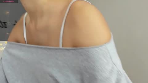 grace_louis online show from 12.15.25