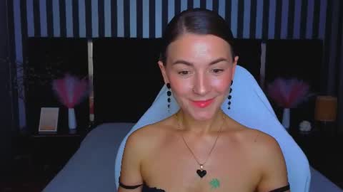 Snapshot of gracefulmichelle chatting on 06.20.26 gracefulmichelle online show from 06.20.26