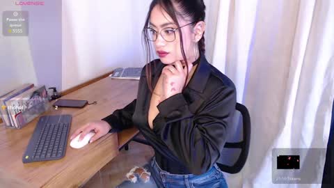  Im Sofia  online show from 01.11.25