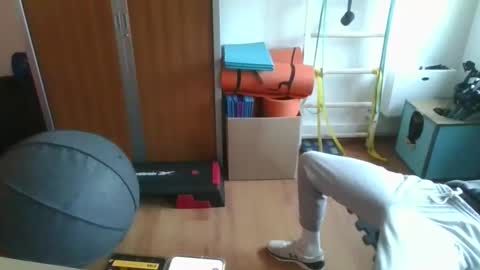 Snapshot of grandbi chatting on 02.09.26 grandbi online show from 02.09.26