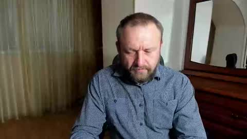 Snapshot of grandor_m chatting on 03.05.25 Anthony online show from 03.05.25