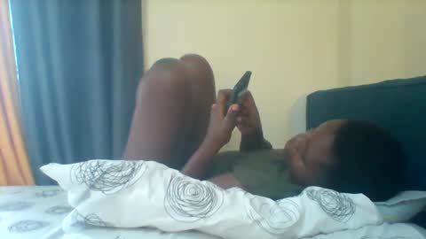 Snapshot of grannylover_ chatting on 02.01.25 grannylover_ online show from 02.01.25