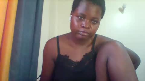 Snapshot of grannylover_ chatting on 02.16.25 grannylover_ online show from 02.16.25
