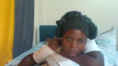 Snapshot of grannylover_ chatting on 02.23.25 grannylover_ online show from 02.23.25