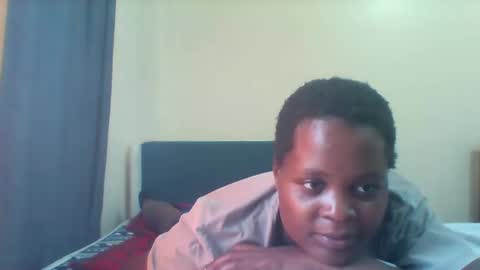 Snapshot of grannylover_ chatting on 02.25.25 grannylover_ online show from 02.25.25