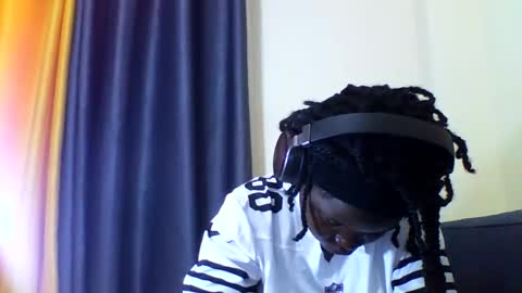 Snapshot of grannylover_ chatting on 09.16.25 grannylover_ online show from 09.16.25