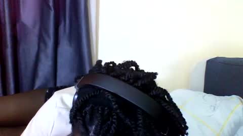Snapshot of grannylover_ chatting on 09.22.25 grannylover_ online show from 09.22.25