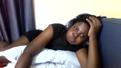 Snapshot of grannylover_ chatting on 09.29.25 grannylover_ online show from 09.29.25