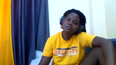 Snapshot of grannylover_ chatting on 10.04.25 grannylover_ online show from 10.04.25