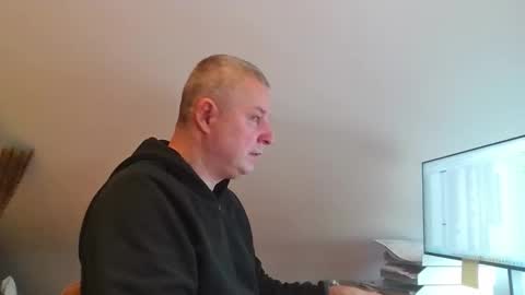 grau197077 online show from 02.17.26