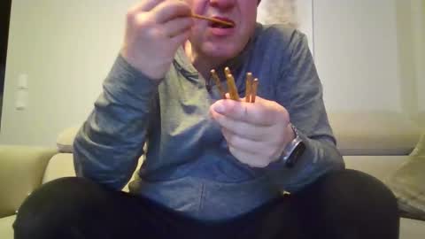 grau197077 online show from 03.28.26